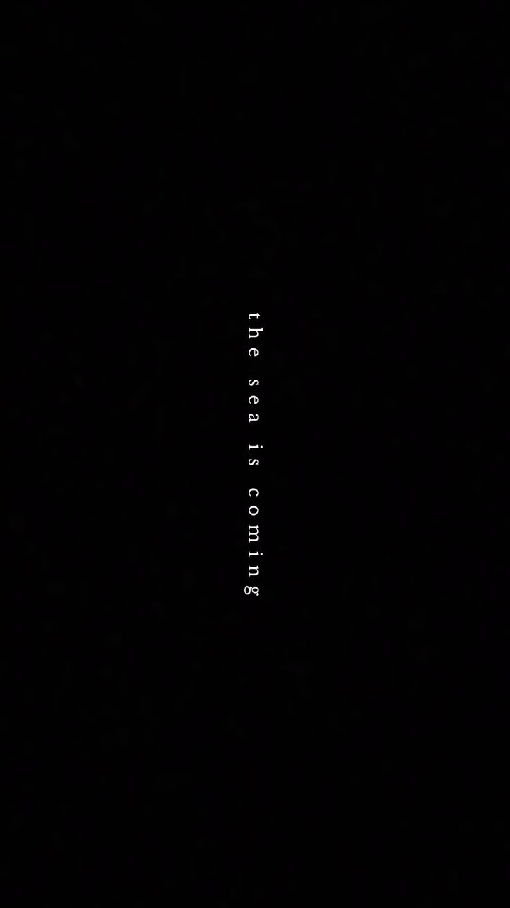 the sea is coming
#stopmotion #art #animation #film #atrahasis #cardboardcityshorts #recylcing #pollution #artreels #artist #artistsoninstagram #gsufilmandmedia