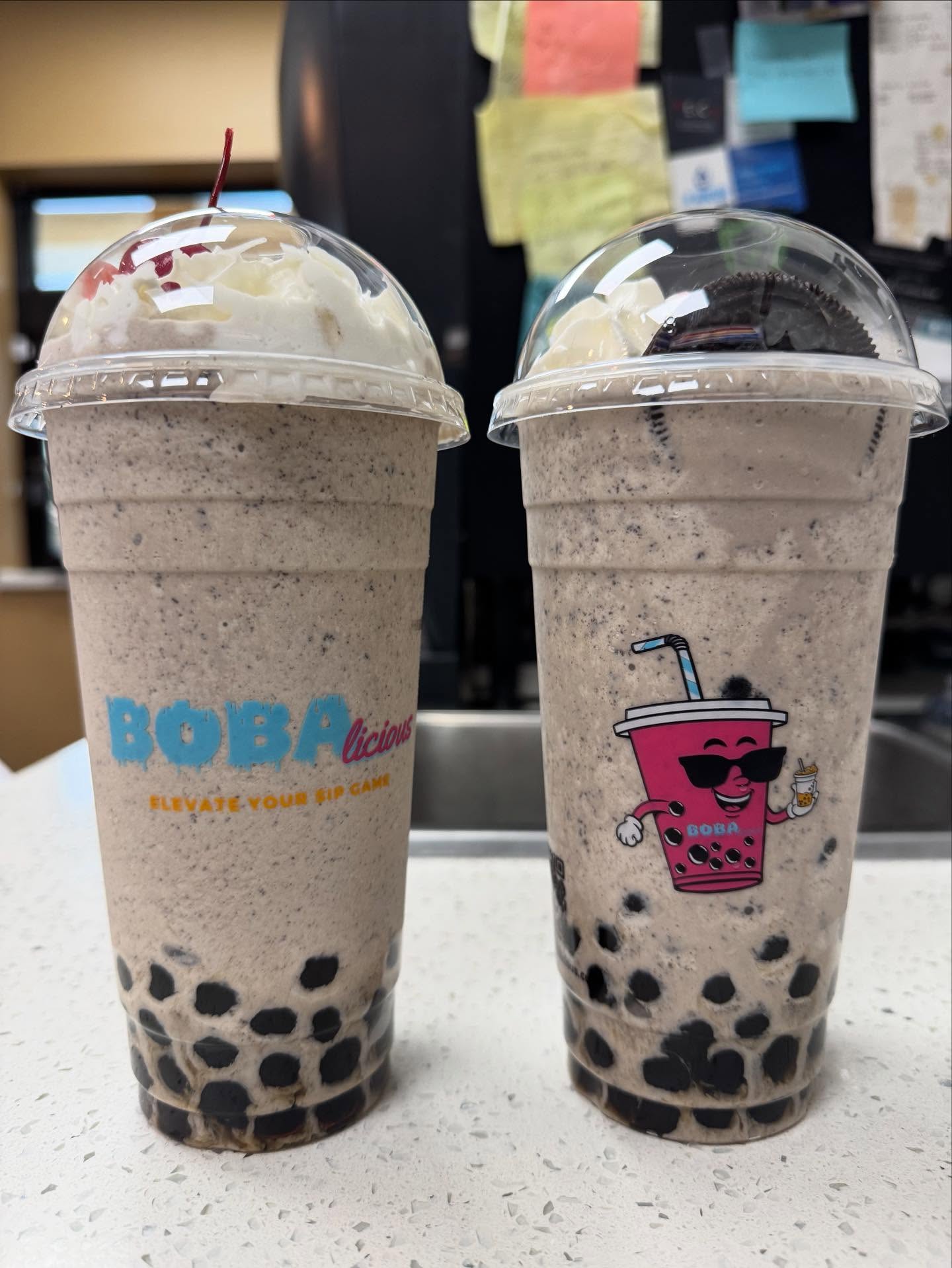 Cookies N Cream Milkshake 🍪
Whipped Cream
Cherries🍒