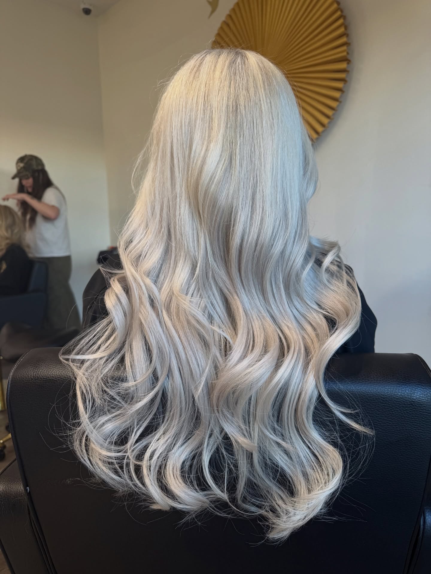 anyway here’s some pretty hair swipe left @ninezeroone @lineonehair